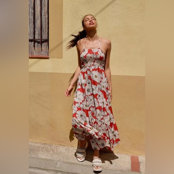 Free People Heatwave Printed Maxi Dress in Sunset Combo Red Floral 45180 - Picture 2 of 13